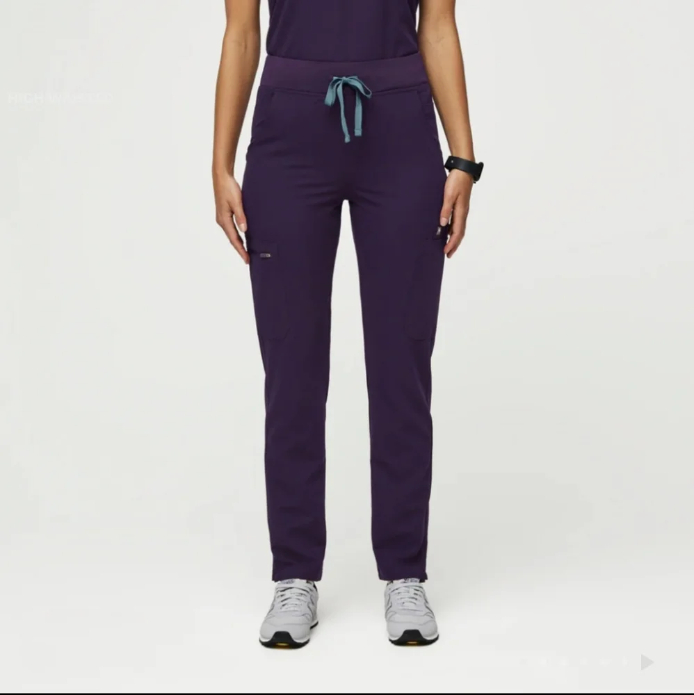 Figs Casma Three-Pocket Scrub Top & Yola Skinny Scrub Pants in Purple Jam XL - Picture 3 of 8